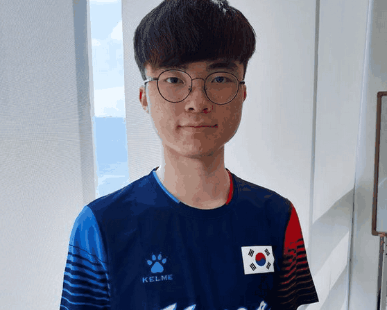 下回合通过 下回合通过